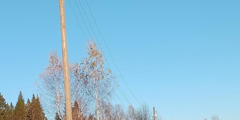 Заменили опору уличного освещения