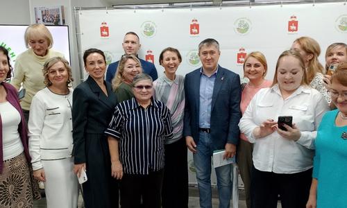 Встреча с Губернатором Пермского края Д. Н. Махониным.