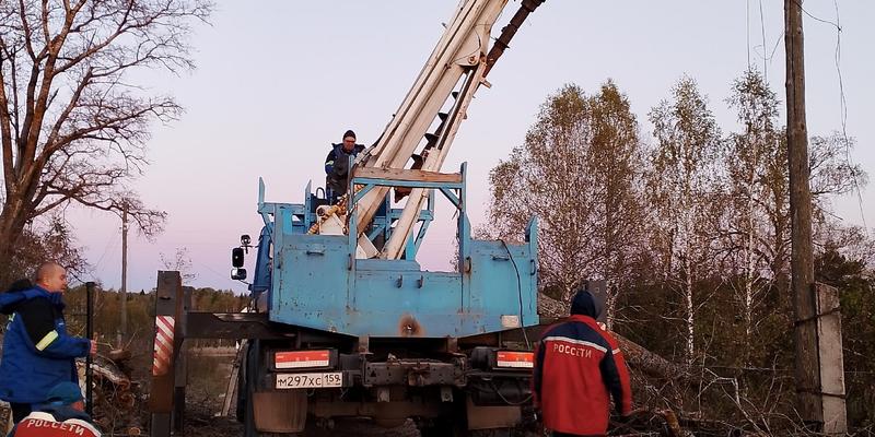 Комбинат благоустройства убрал по ул. Нагорной 7 старых деревьев.